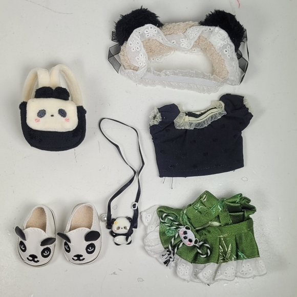 Labubu Adorable Panda outfit doll not included - Picture 12 of 14